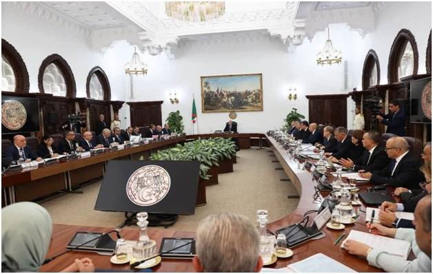 President Tebboune chairs Council of Ministers meeting